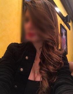 Sanju 22 year female call girls in gurdaspur